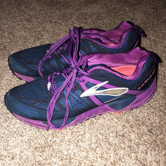 brooks cascadia women's 8.5